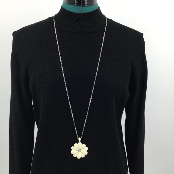 Lia Sophia Whimsy Flower Pendant Necklace 33N93 - Picture 7 of 16